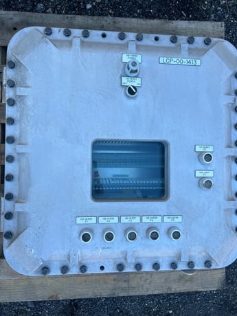 Killark #EXB-242410-N34, Explosion Proof Electrical Enclosure, 15 amps, 120 VAC, 1PH - Image 3
