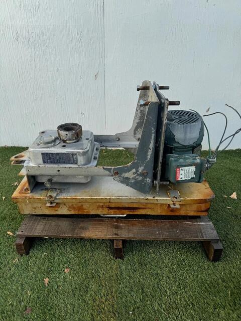 2 HP, 1735 RPM, Falk #4115J25C, QuadDrive Gear Reducer, 24.82:1 ratio, Toshiba electric motor, 230/460 Volts - Image 1