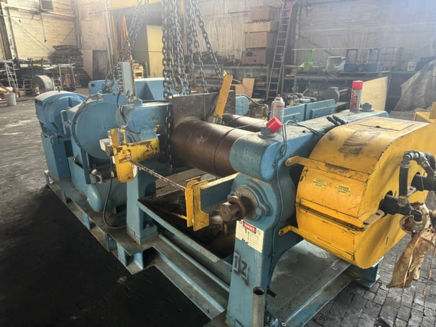 16" x 42" Farrel, 2-Roll Rubber Mill, 75 HP @ 705 RPM Reliance motor, Philadelphia gearbox, 35:1 ratio, 480 - Image 4