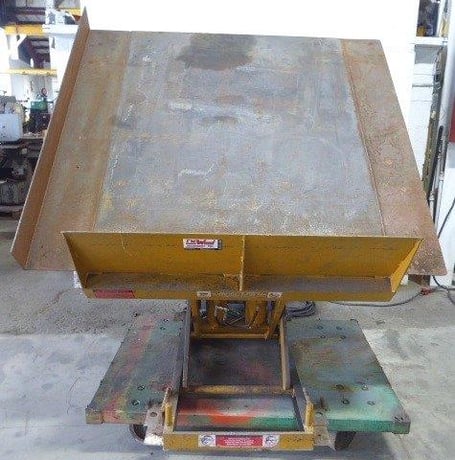 6000 lb. ECOA Hydraulic Lift/tilt Table, 60" x 65" platform, 10" Lowered, Pendant Control - Image 4