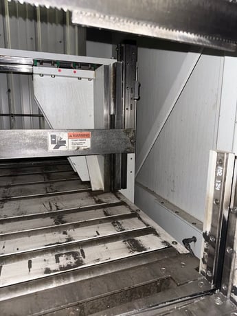 20" x 16" Behringer #HBE411A, Horizontal Saw, 5 HP, 33-360 FPM, Chip Conv., 25.6" feed, 2022 - Image 6