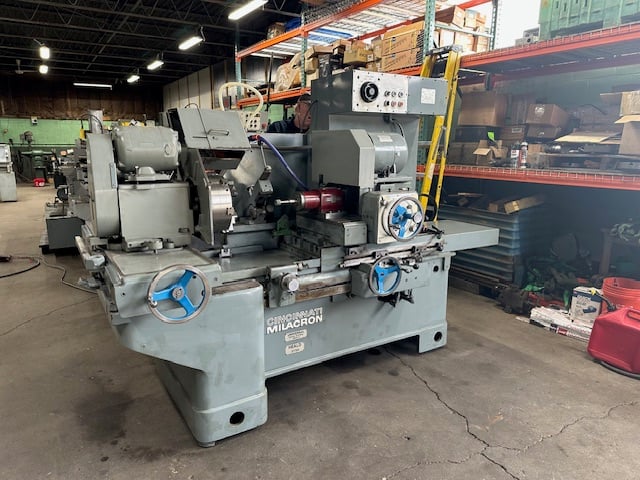 Heald Cincinnati Milacron #273A, universal internal grinder, 6-jaw chuck, workhead sine bar, hydrostatic ways - Image 1