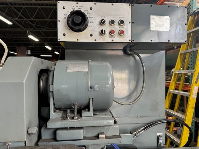 Heald Cincinnati Milacron #273A, universal internal grinder, 6-jaw chuck, workhead sine bar, hydrostatic ways - Image 8