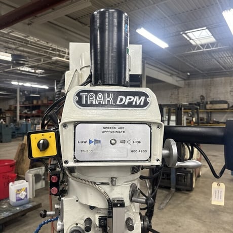 Southwestern Industries #Trak-DPM-5, Vertical Bed Mill, 3950 RPM, 5 HP, 10" x 50" table, 220 V., KMX upgrade - Image 4