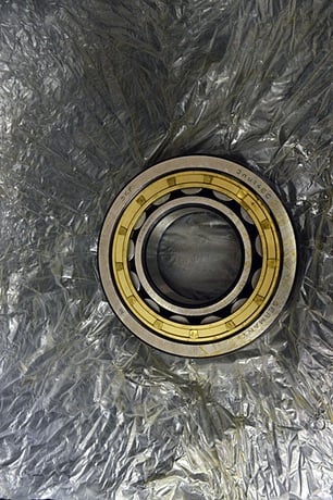 SKF #NU314ECM/C3, Cylindrical roller bearing, 70mm bore, unused - Image 2