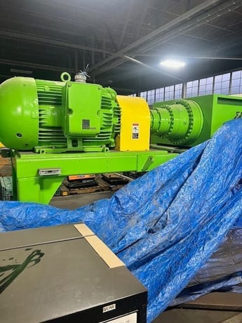 Komar #ES-5236-150, twin shaft shear shredder, counter rotating, anti-jam drive, 150 HP, 2019 - Image 3