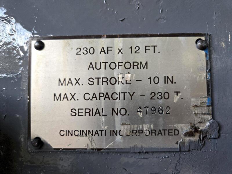 230 Ton, Cincinnati #230AFX12 Autoform, hydraulic press brake, 14' overall, 150" between housing, 10" stroke - Image 10