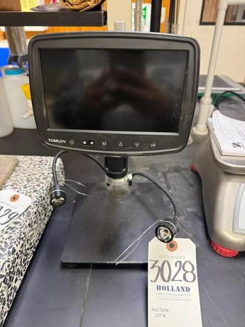 Tomlov, Camera Microscope - Image 1