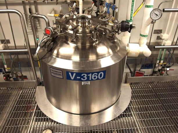 264 gallon Feldmeier Equipment Inc., Stainless Steel jacketed reactor / fermenter, 50 psi / FV @ 400°F, 1993 - Image 1