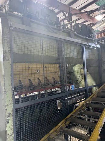400 Ton, Pacific #400-12, hydraulic press brake, 125" between housing, 12" stroke, 10" throat, 1961 - Image 3