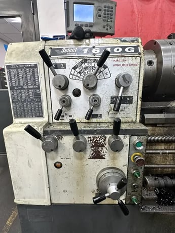 16.9"/25.5" x 40" Select #1640G, manual lathe, 13" 3-jaw chuck, 3.07" bore, Accu-Rite digital read out - Image 5