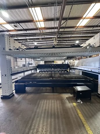 Trumpf #TruLaser-3040, fiber laser, 10000 watts, 6' x12'tbl., 157.5" X, 78.7" Y, 4.6" Z, dust collector - Image 4