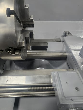 24"/26" x 75" LeBlond #Regal-24, servo shift engine lathe, 16" 3-jaw chuck, 18" 4-jaw chuck, taper - Image 8