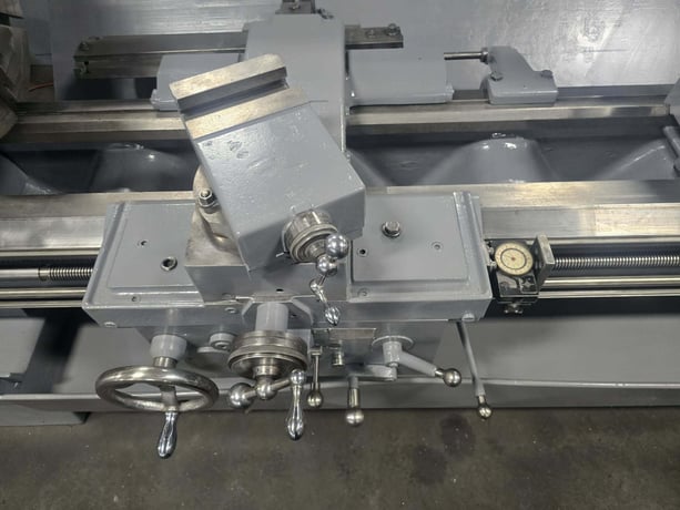 24"/26" x 75" LeBlond #Regal-24, servo shift engine lathe, 16" 3-jaw chuck, 18" 4-jaw chuck, taper - Image 10