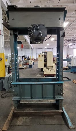 150 Ton, Dake #6-858, air-hyd heavy duty h-frame press - Image 4