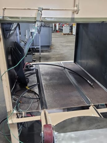 Abrasive Blast Systems #6048, blast cabinet, 2 turn table carts, 900 cfm dust collector - Image 10