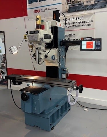 Trak #KX2, vertical bed mill, 9" x49" tbl., 3 HP, 31" X, 16" Y, 23.25" Z, 60-4200 RPM, R8, power draw bar - Image 2