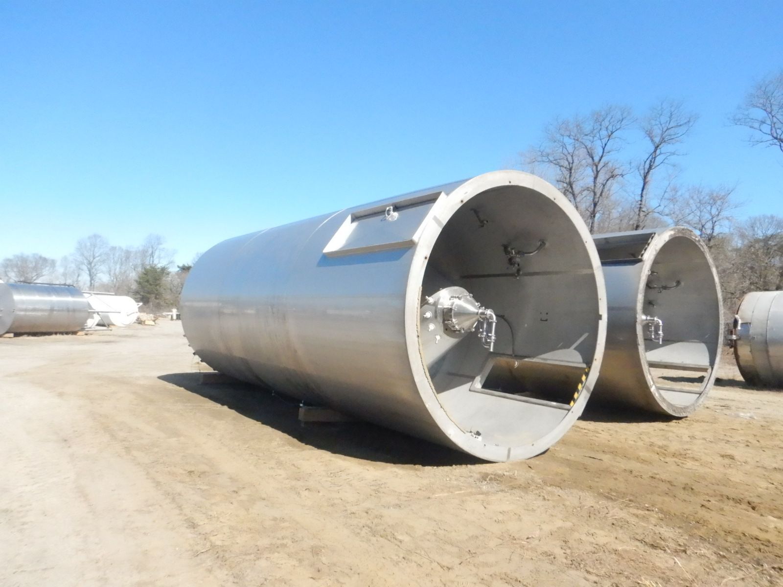 15000 gallon Quality Tank Solutions, Stainless Steel Cone Bottom Jacketed Tank, 11'-6" diameter x 30' T/T - Image 5