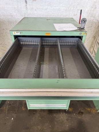7 Drawer Stanley Vidmar cabinet - Image 4