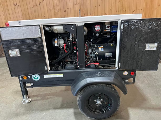 25 KW Wacker Neuson #G25, Portable Rental Grade Diesel Generator, 1800 RPM, Voltage Selector Switch, Kohler - Image 6