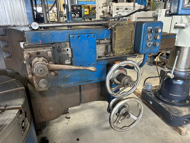 42" Bullard #Cutmaster, vertical turret lathe, 4-jaw chuck, 52" swing, 37" under rail, side head, 5 pos - Image 4