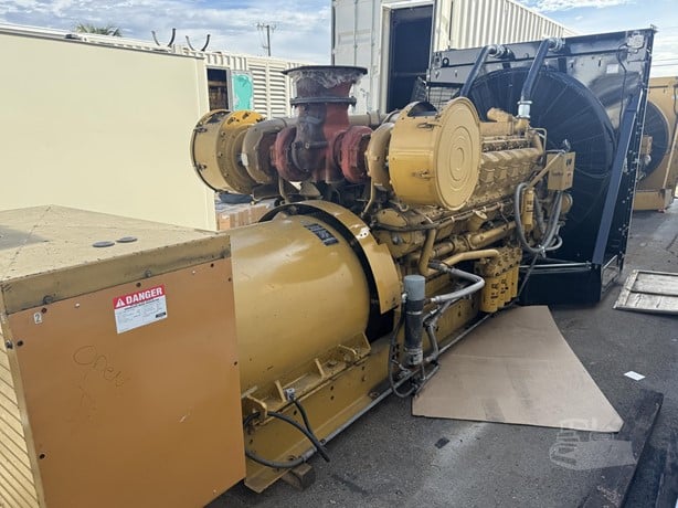 1750 KW Caterpillar #3516, Open Skid Diesel Generator Set, 2500 amp circuit breaker, 1800 RPM, 480 Volt, 2420 - Image 3