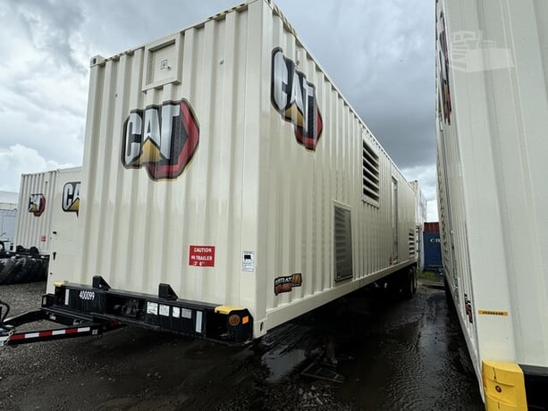 2000 KW Caterpillar #XQ2000, Towable Diesel Generator, CAT 3516B engine, EMCP 4.4 control panel, 1250-gallon - Image 1
