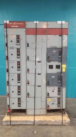 General Electric #8000-Line, Motor Control, 3 Sections 18 Compartment - Image 2