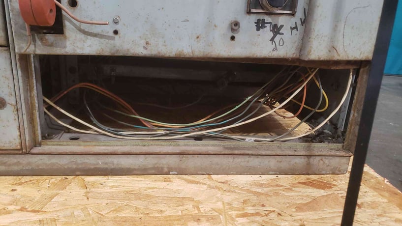 General Electric #8000-Line, Motor Control, 3 Sections 18 Compartment - Image 5