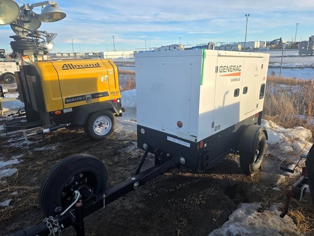 20 KW Generac #MDG2-25, diesel generator set, 480 Volts, 3-phase, 5 hours, 2023 - Image 1
