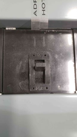 800 Amp. Square D #HCM-6892-8, Series 4 I-Line Panelboard, 480-600 Volts, Max V, 13 breakers - Image 4