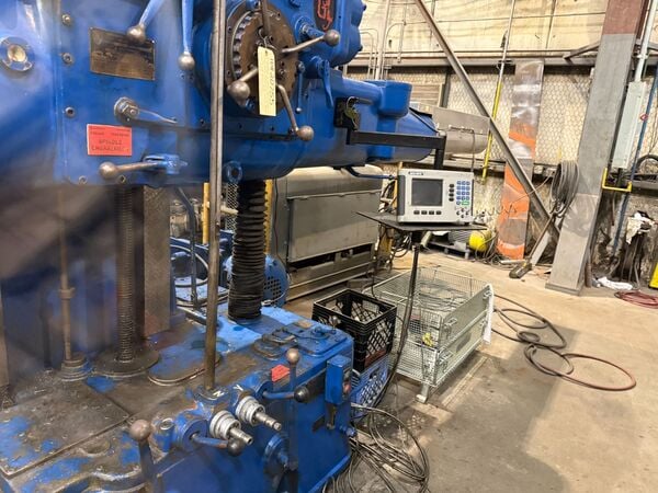 5" Giddings & Lewis #350-T, Manual Horizontal Boring Mill, 48" x 74" table, 72" X, 48" Y, 60" Z, 36" spindle - Image 8