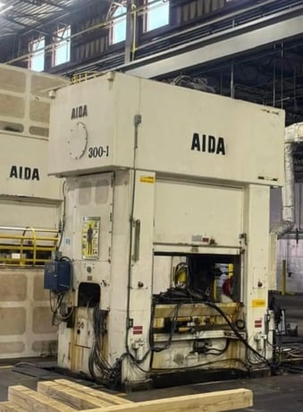 300 Ton, Aida #PMX-L2-300, 72.8" x 40" Die Space, 7.8" Stroke, 40-100 SPM - Image 1