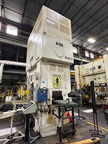 300 Ton, Aida #PMX-L2-300, 72.8" x 40" Die Space, 7.8" Stroke, 40-100 SPM - Image 3