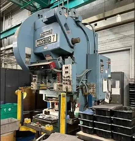 75 Ton, Minster #7-Dienamic, Obi Press, 4" stroke, 90-180 SPM, 36" x 24" bed, 15 HP, 460 V. - Image 2