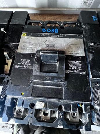 1000 Amps, Square D #1000A, electrical breaker - Image 1