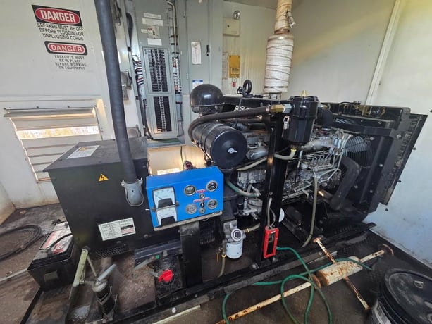 75 KW Isuzu #A-6BG1, diesel generator set, 120/208 Volts, 3-phase, 1585 hours, 1800 RPM, 2009 - Image 6