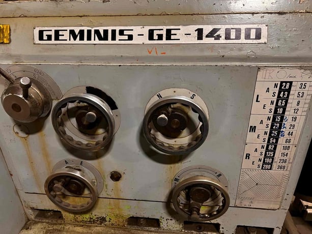 60" x 236" Geminis #GE1400, Engine Lathe, 42" swing over cross slide, 4-jaw 40" chuck, 6" spindle bore - Image 2