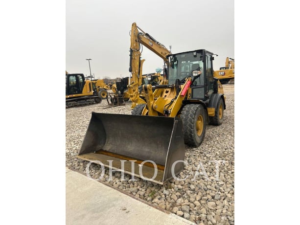 Cat 906, Compact Wheel Loader, 1639 hours, S/N: MZ600166, 2023 - Image 1