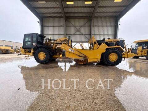 Caterpillar 627K, Wheel Tractor Scraper, 3647 hours, S/N: WTC00616, 2023 - Image 1