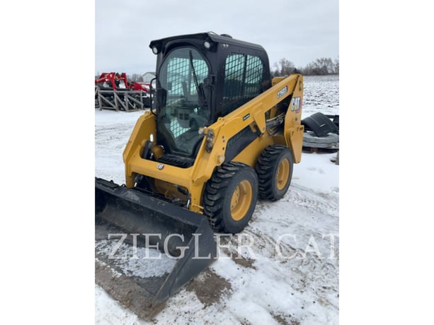 Cat 226D3, Skid Steer Loader, 235 hours, S/N: EK502753, 2024 - Image 1