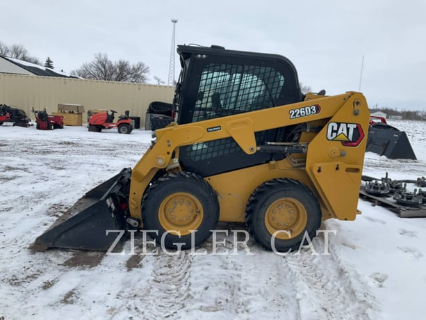 Cat 226D3, Skid Steer Loader, 235 hours, S/N: EK502753, 2024 - Image 6