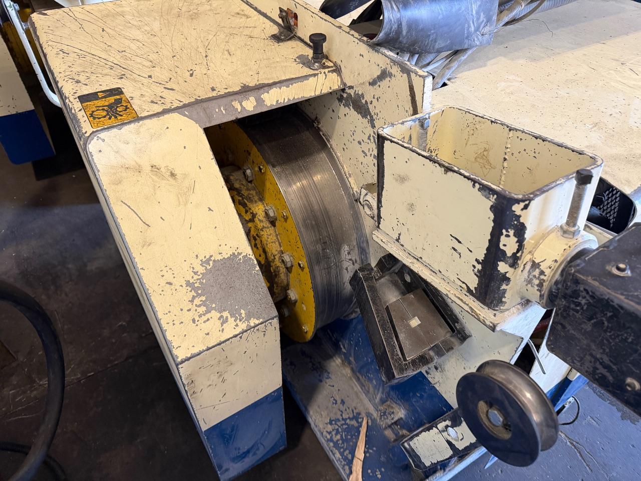 RMG #56-15134-87, High Speed Wire Drawer, 5/16" wire diameter, 20" capstan, 134 FPM, 15 HP, 1998 - Image 3