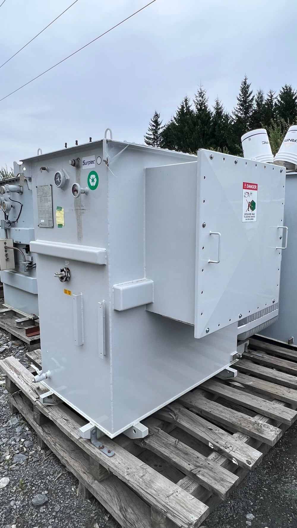 1000 KVA 4160 Delta Primary, 600Y Secondary, Station, Reconditionned - Image 3