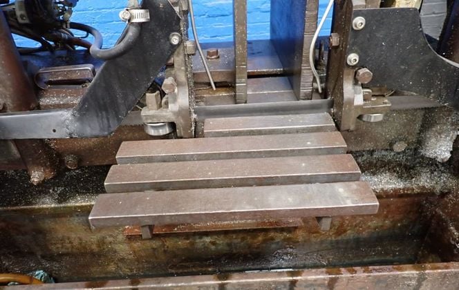 15.5" x 19.5" Wells & Sons, Horizontal Band Saw, w/ 9.5" x 115" Roller Conveyor, 1" Blade width, 1465/1760 RPM - Image 7