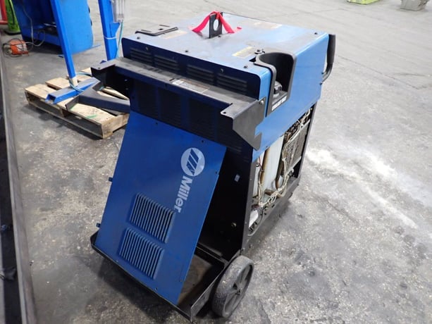 Miller #SyncroWave-250-DX, Welder, 310 Amps, 17 VDC, 200/230/460 VAC - Image 6