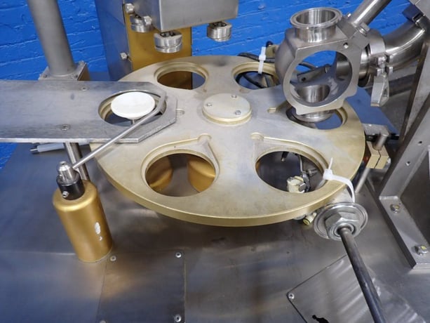 Gold Cup Inc. #GC-1011, Rotary In-Line Cup Filler - Image 4