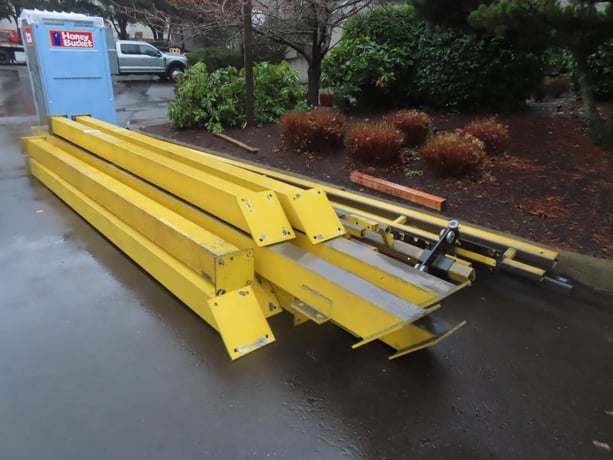 1 Ton, LodeRail #H2000-S-12-10-33-20, overhead bridge crane, 20' Span, 23'-33' runway length, free standing - Image 6