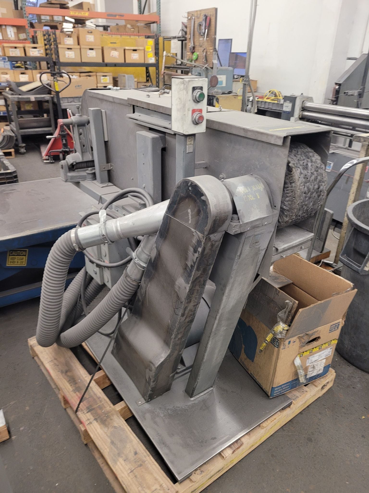 MDES, buffers, 6" W x 60" L belt, 7.5 HP, 1740 RPM, 220-440 V., 3 Phase - Image 7