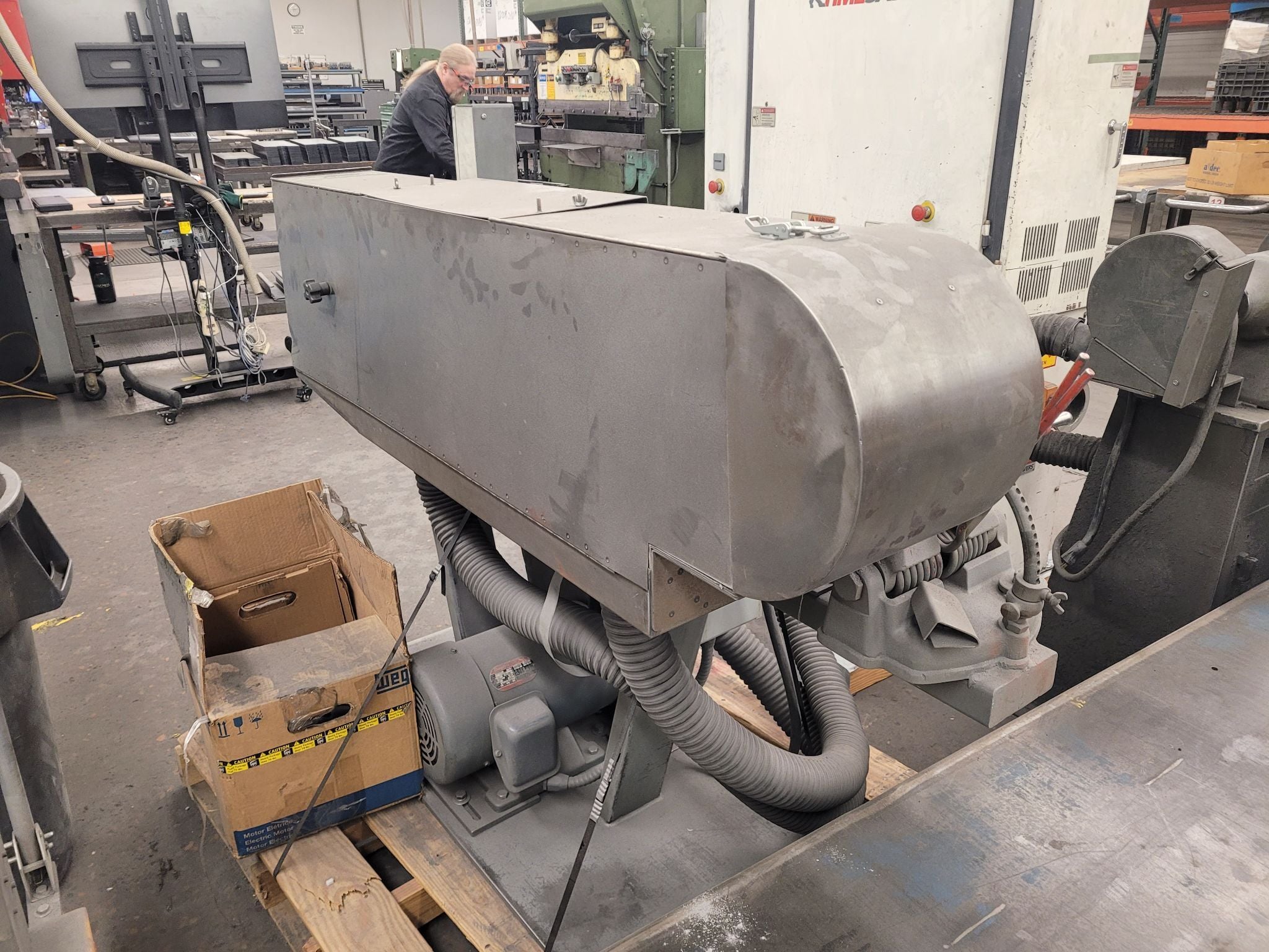 MDES, buffers, 6" W x 60" L belt, 7.5 HP, 1740 RPM, 220-440 V., 3 Phase - Image 9